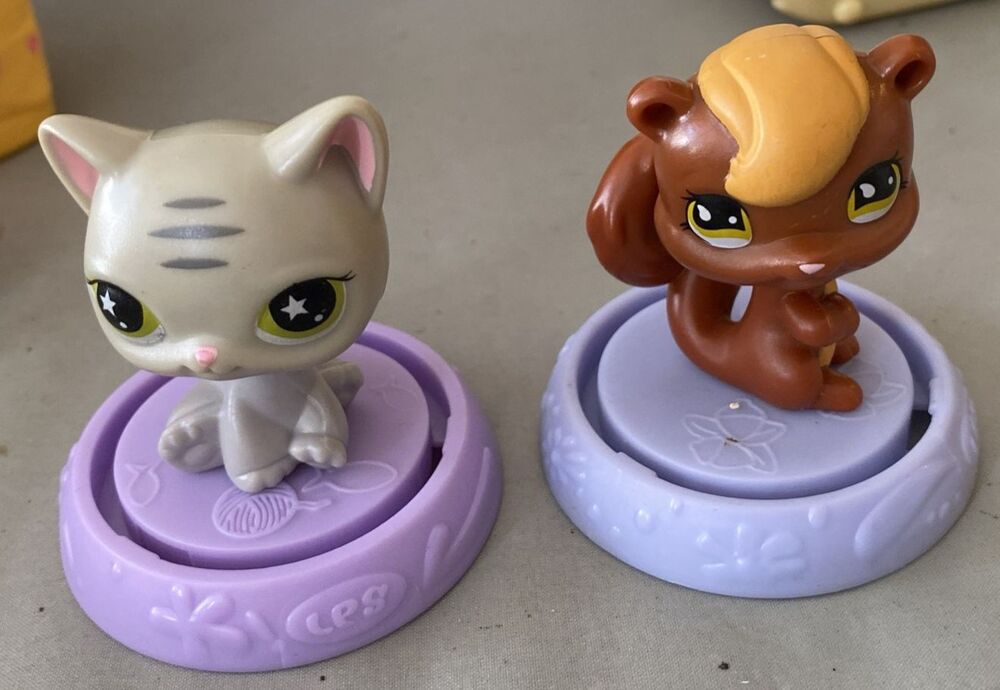 LPS Littlest Pet Shop Lot Short Hair Cat Grey Star Eyes & Squirrel Deco Figures